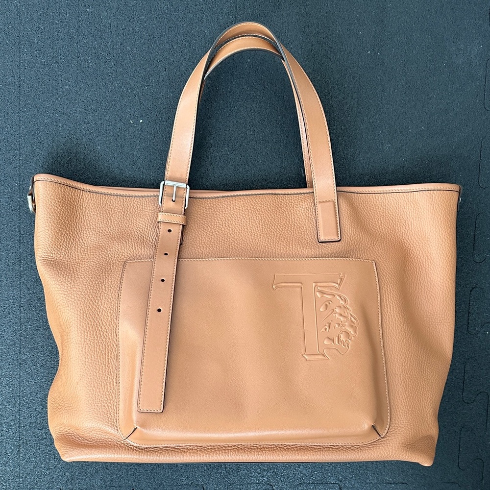 Tod's Tan Leather Medium Shopper Tote Bag